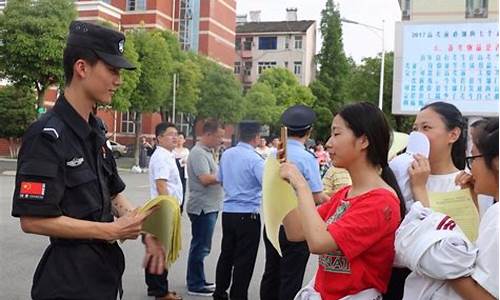 高考最帅巡特警祁懿,最帅护考巡特警祁懿